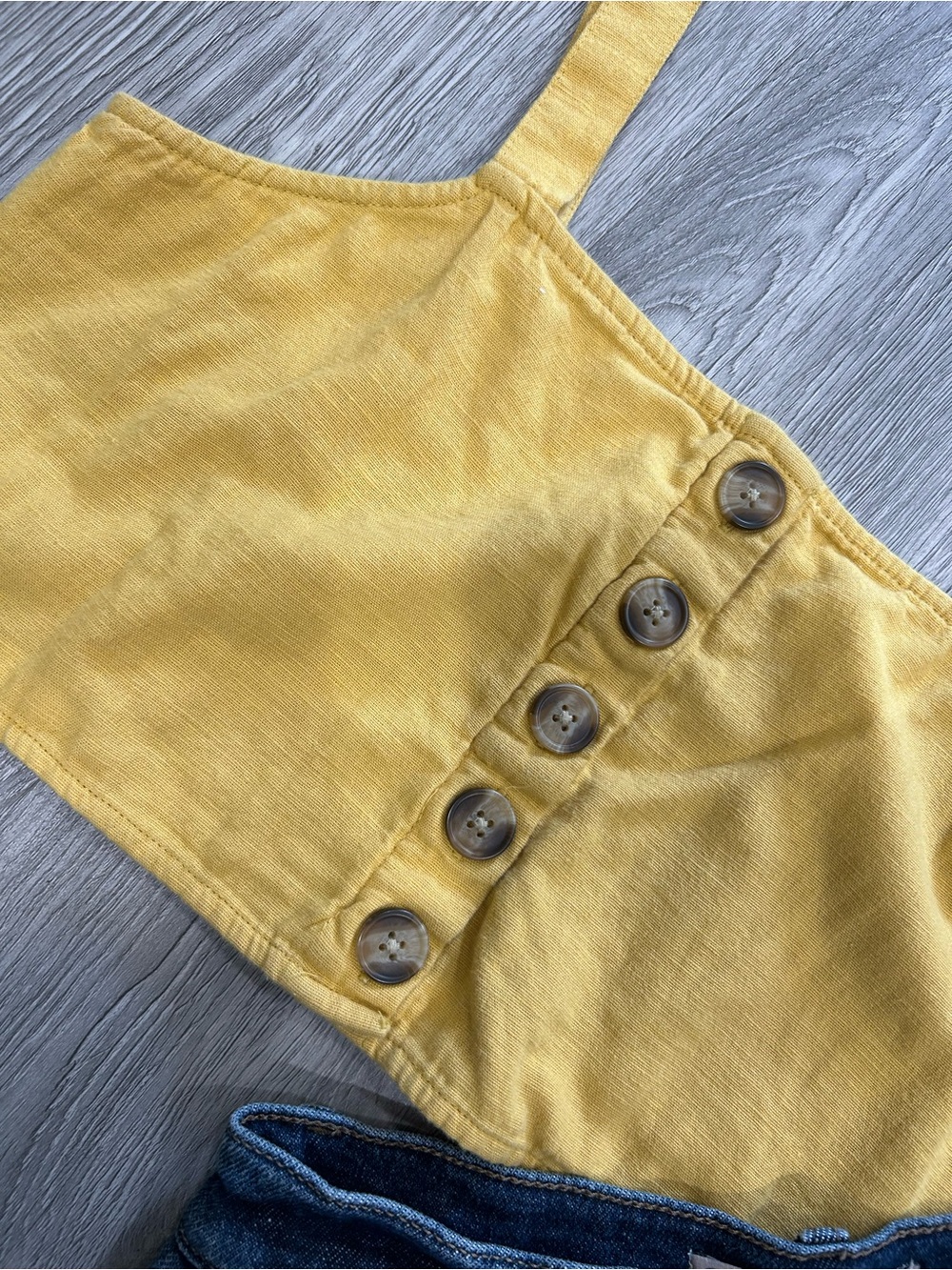 American Eagle Outfitters Yellow Button-Front Crop Top - Picture 2 of 5